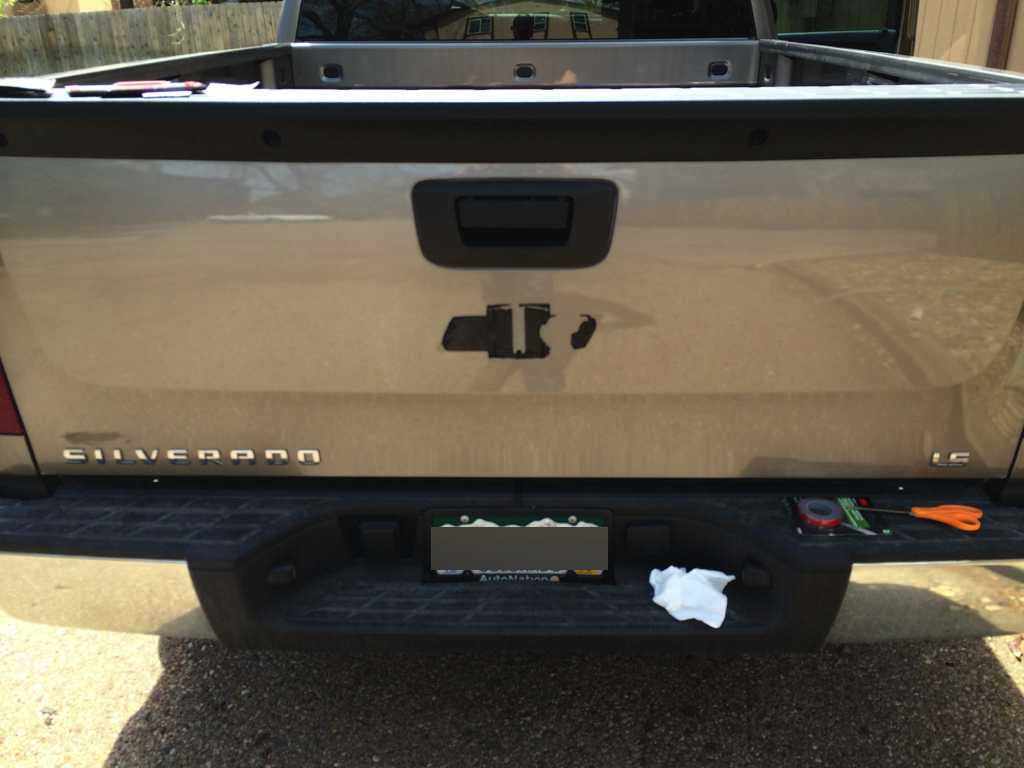 Replacing rear Chevy logo 2